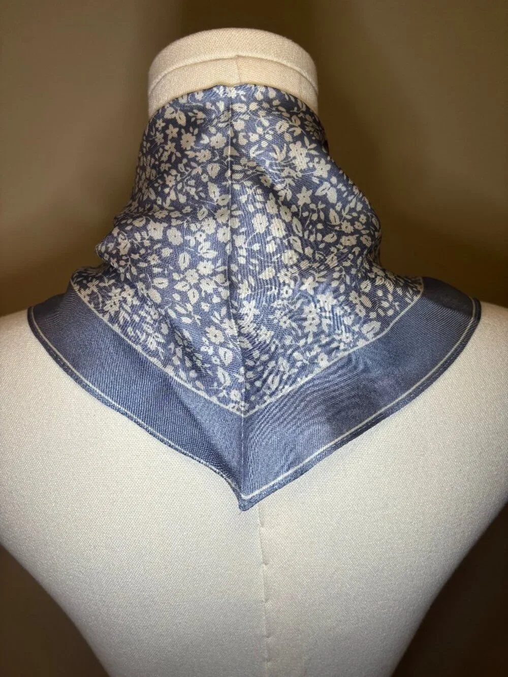 Lauren Ralph Lauren Ditsy Floral Small Diamond Scarf - Pale Iris